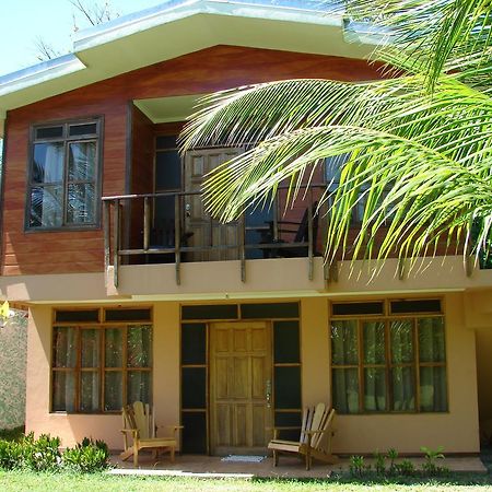 Babilonia Aparthotel Cahuita Buitenkant foto
