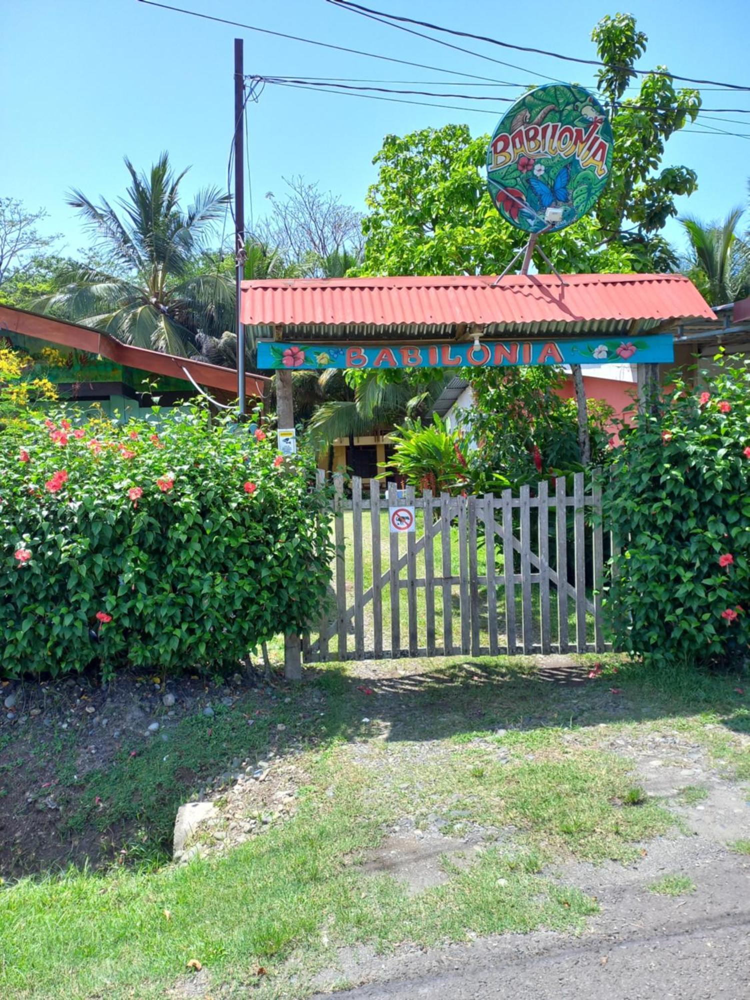 Babilonia Aparthotel Cahuita Buitenkant foto