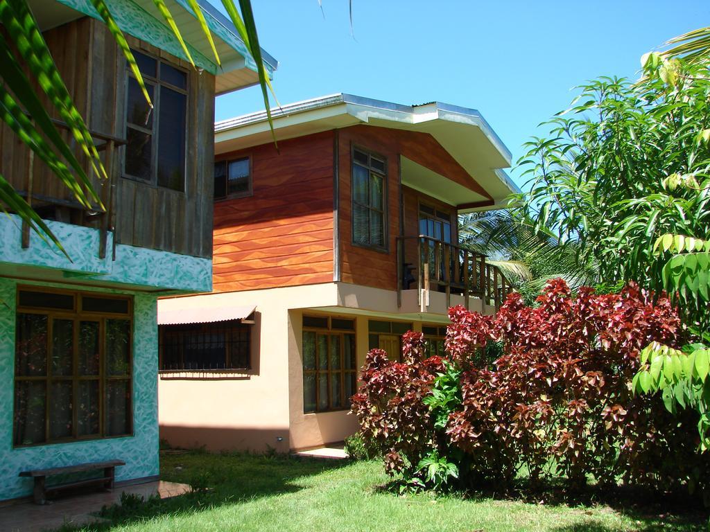 Babilonia Aparthotel Cahuita Buitenkant foto